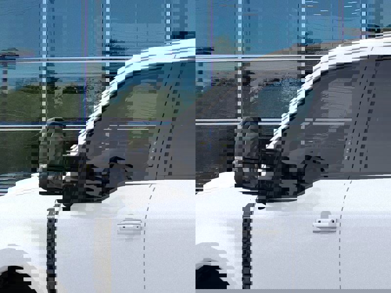 New 2026 Ford F250 Lariat w/ Black Appearance Package image 20