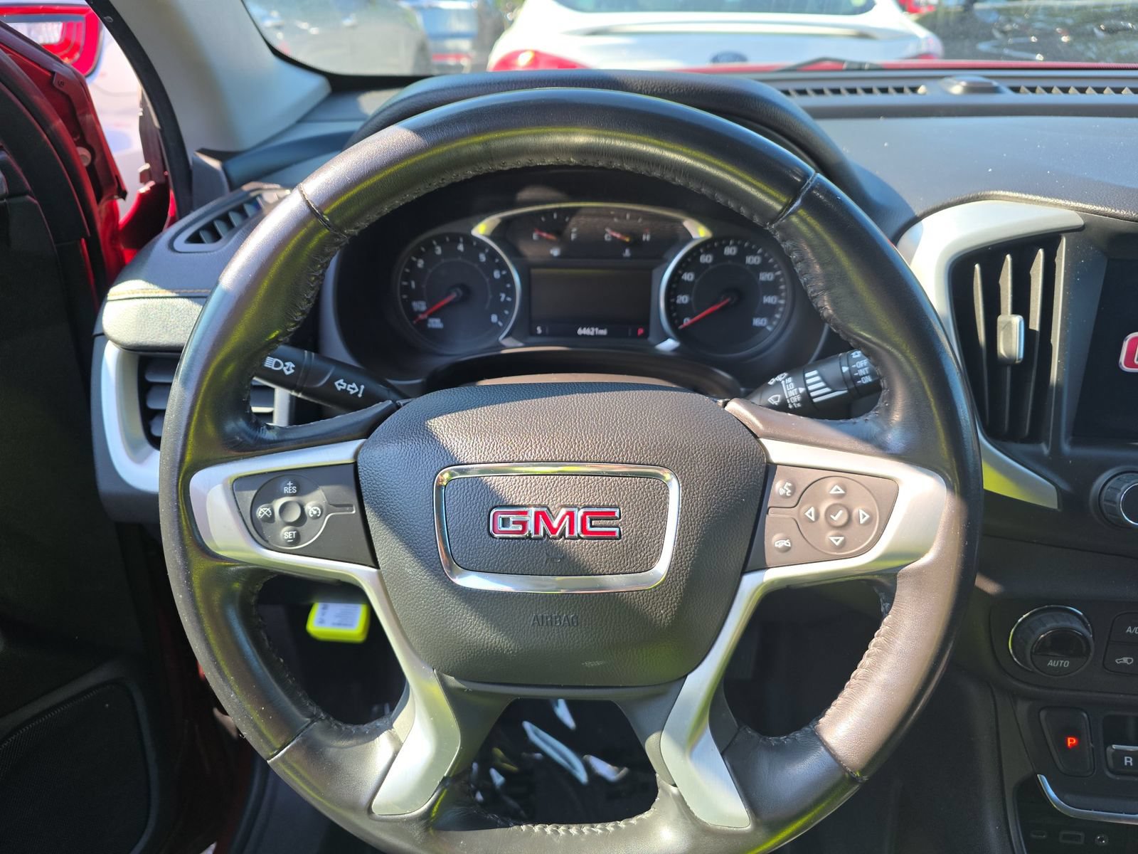 Used 2019 GMC Terrain SLE w/ Driver Convenience Package FWD image 8
