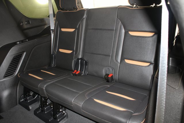 Used 2023 GMC Yukon AT4 w/ Technology Package image 22