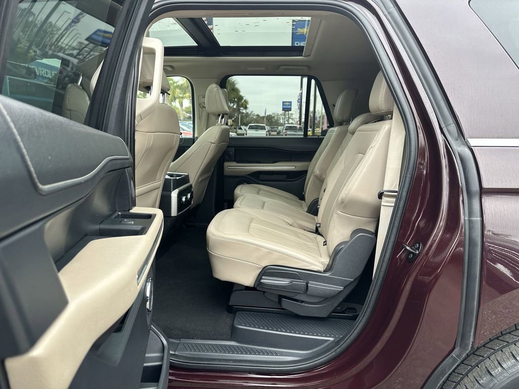 Used 2024 Ford Expedition Max Limited image 28