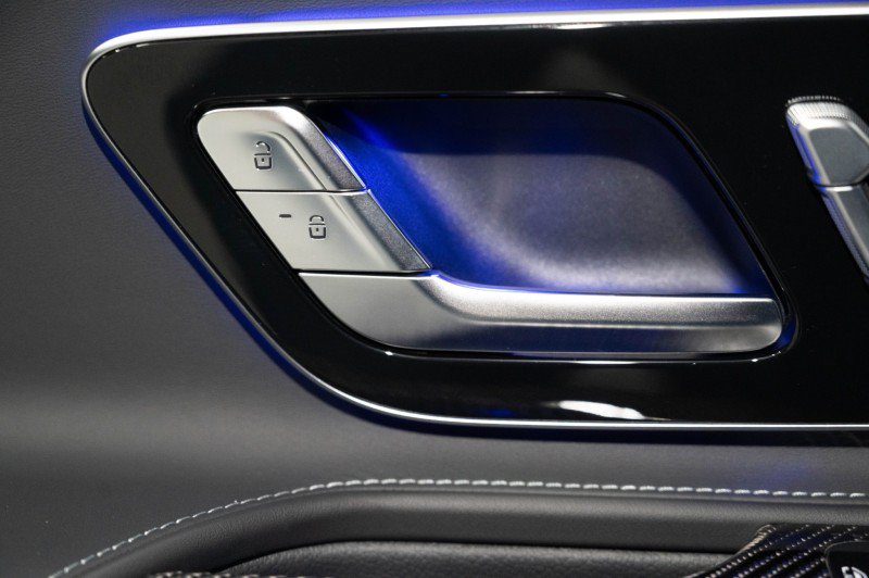 New 2026 Mercedes-Benz SL 63 AMG 4MATIC image 18