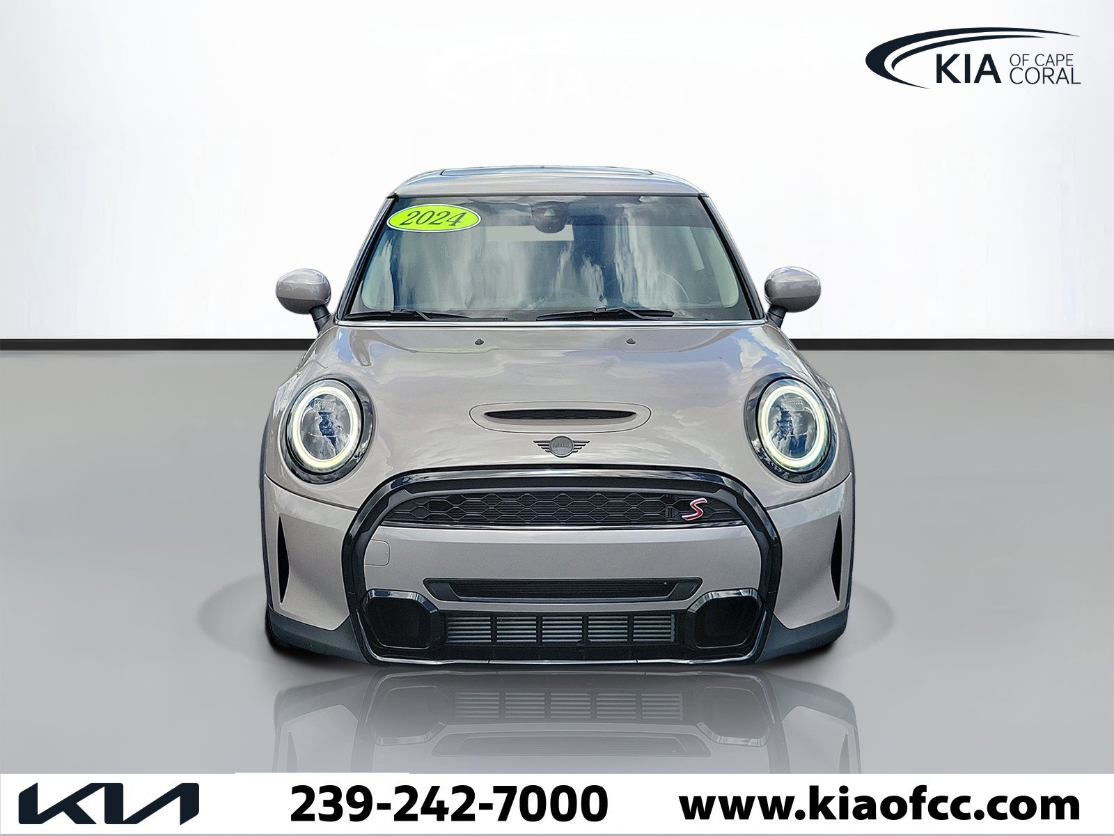 Used 2024 MINI Cooper S FWD video 2