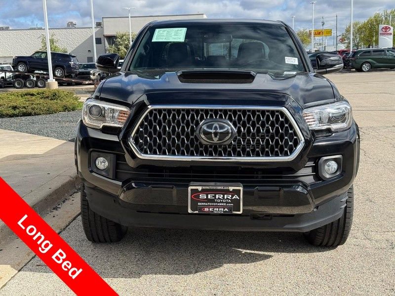 Used 2019 Toyota Tacoma TRD Sport w/ TRD Premium Sport Package AWD/4WD image 8