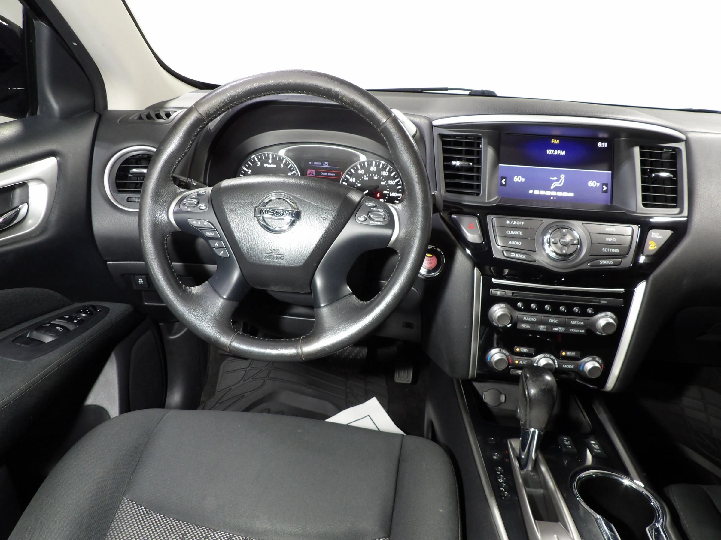 Used 2017 Nissan Pathfinder SV w/ SV Cold Weather Package AWD/4WD image 13