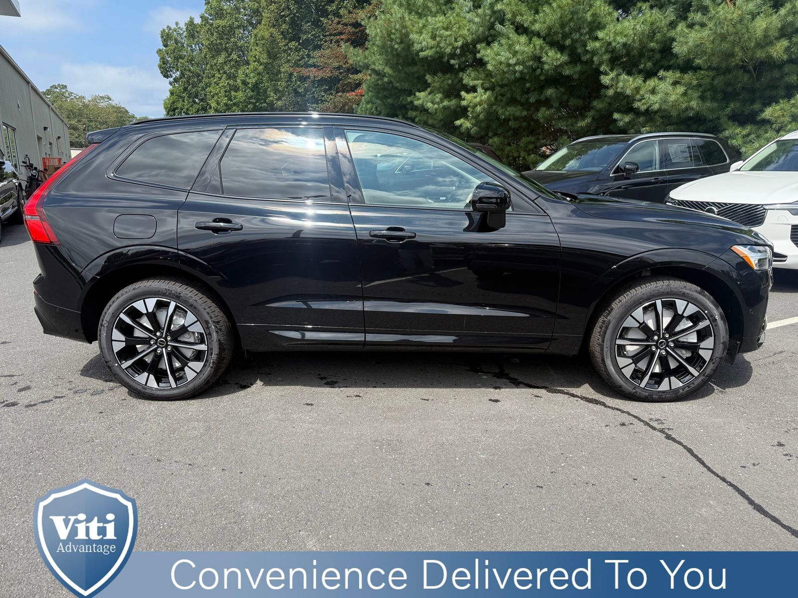 New 2026 Volvo XC60 T8 Ultra w/ Protection Package Premier image 9