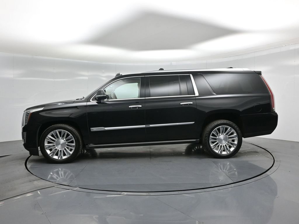 Used 2016 Cadillac Escalade ESV Platinum image 29