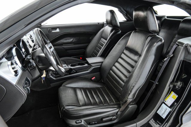 Used 2006 Ford Mustang GT RWD image 27