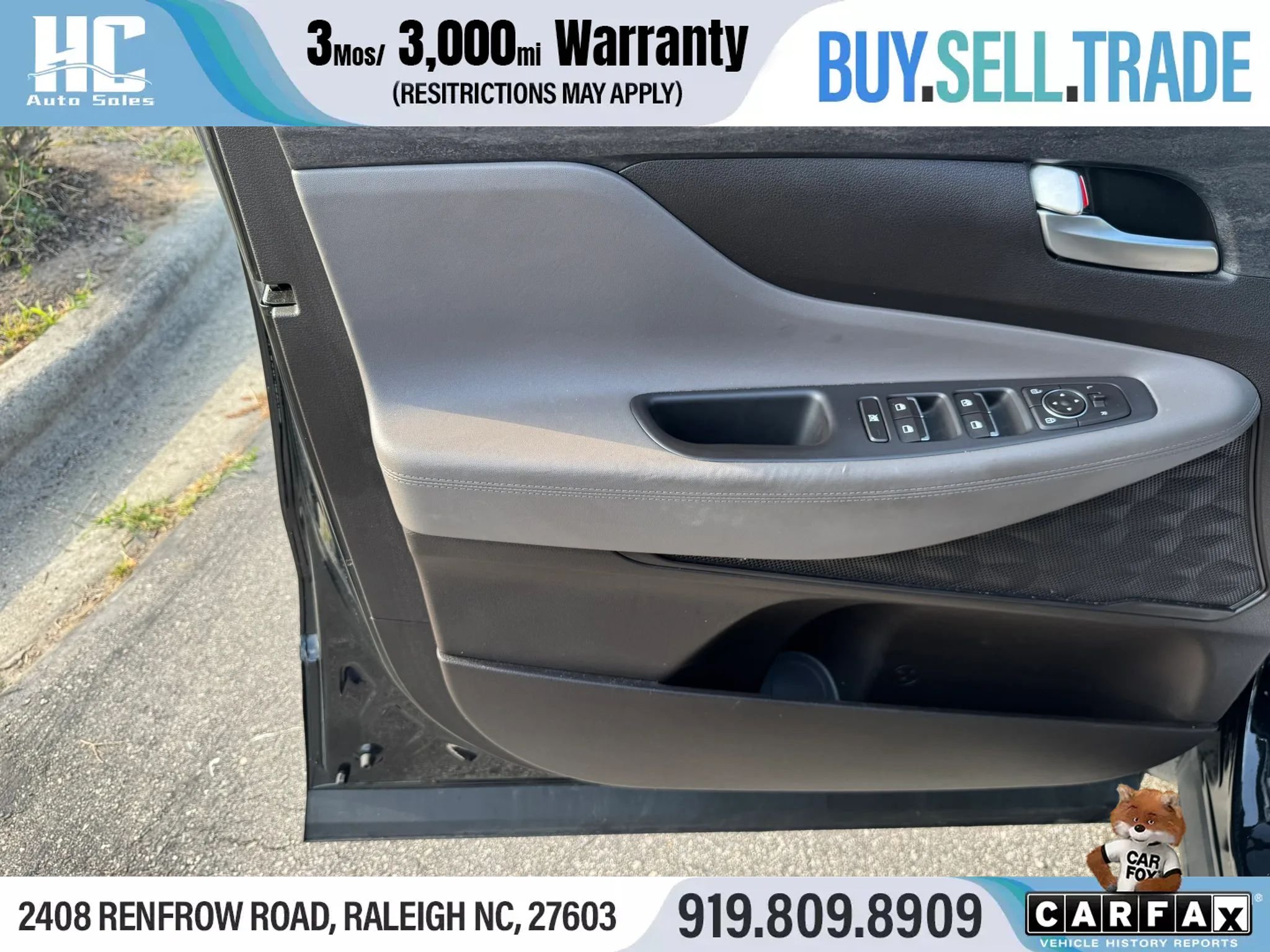 Used 2020 Hyundai Santa Fe SE FWD image 14