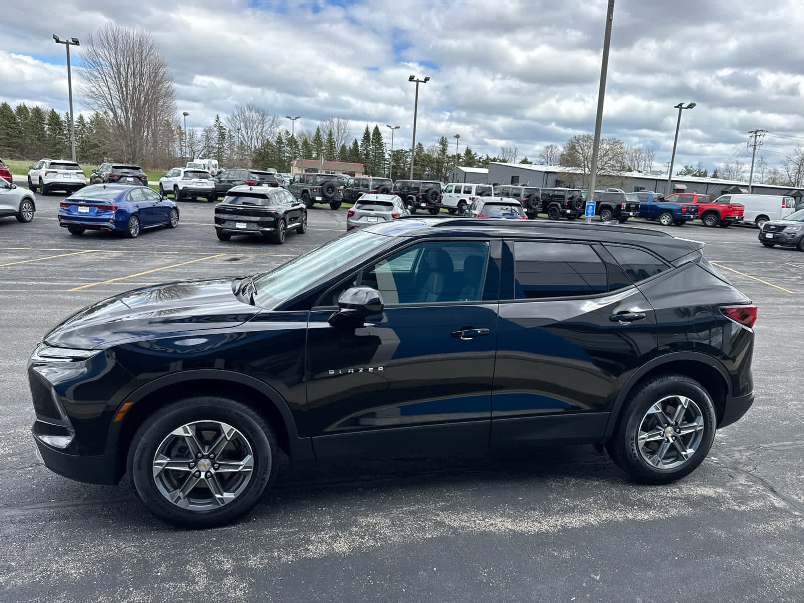 Used 2024 Chevrolet Blazer LT w/ Convenience Package image 10