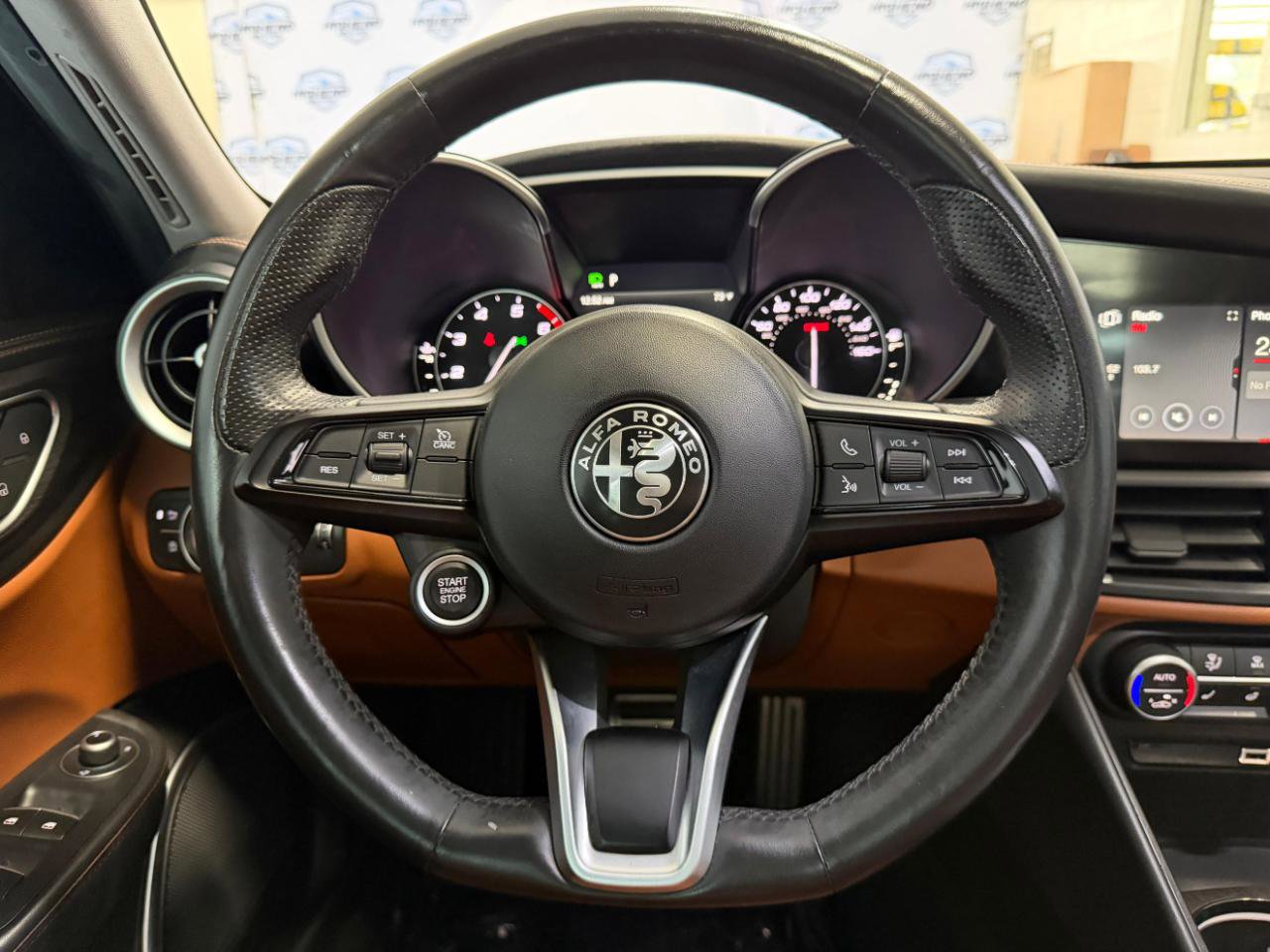 Used 2020 Alfa Romeo Giulia Ti w/ Nero Edizione RWD image 30