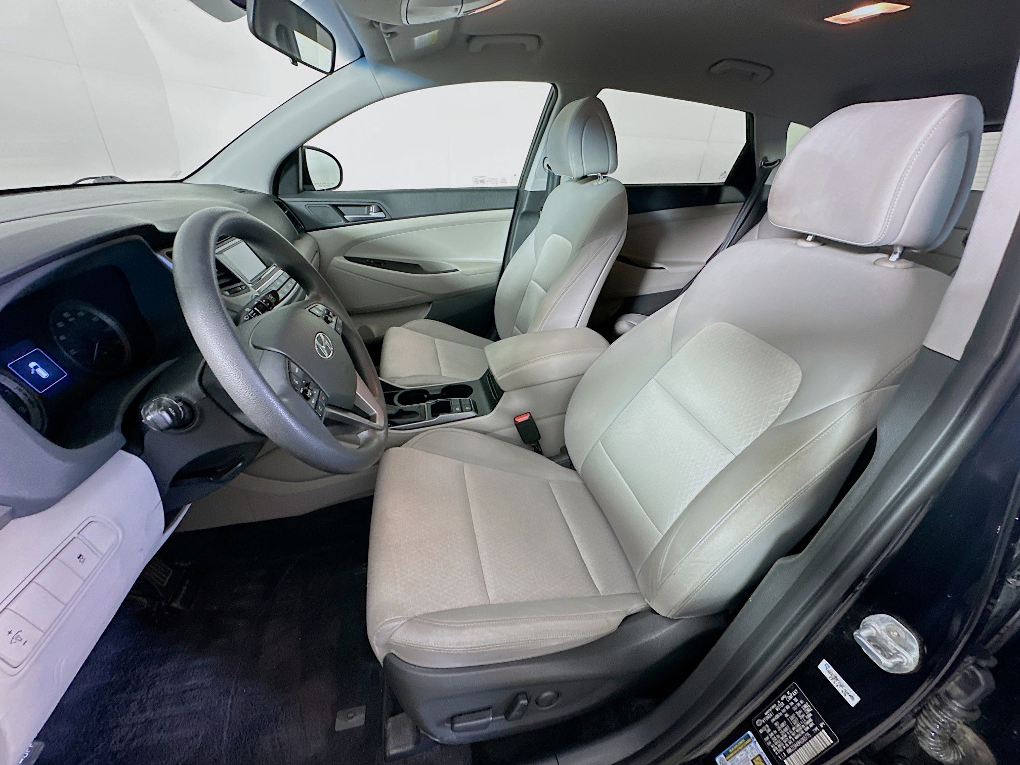 Used 2017 Hyundai Tucson SE FWD image 13