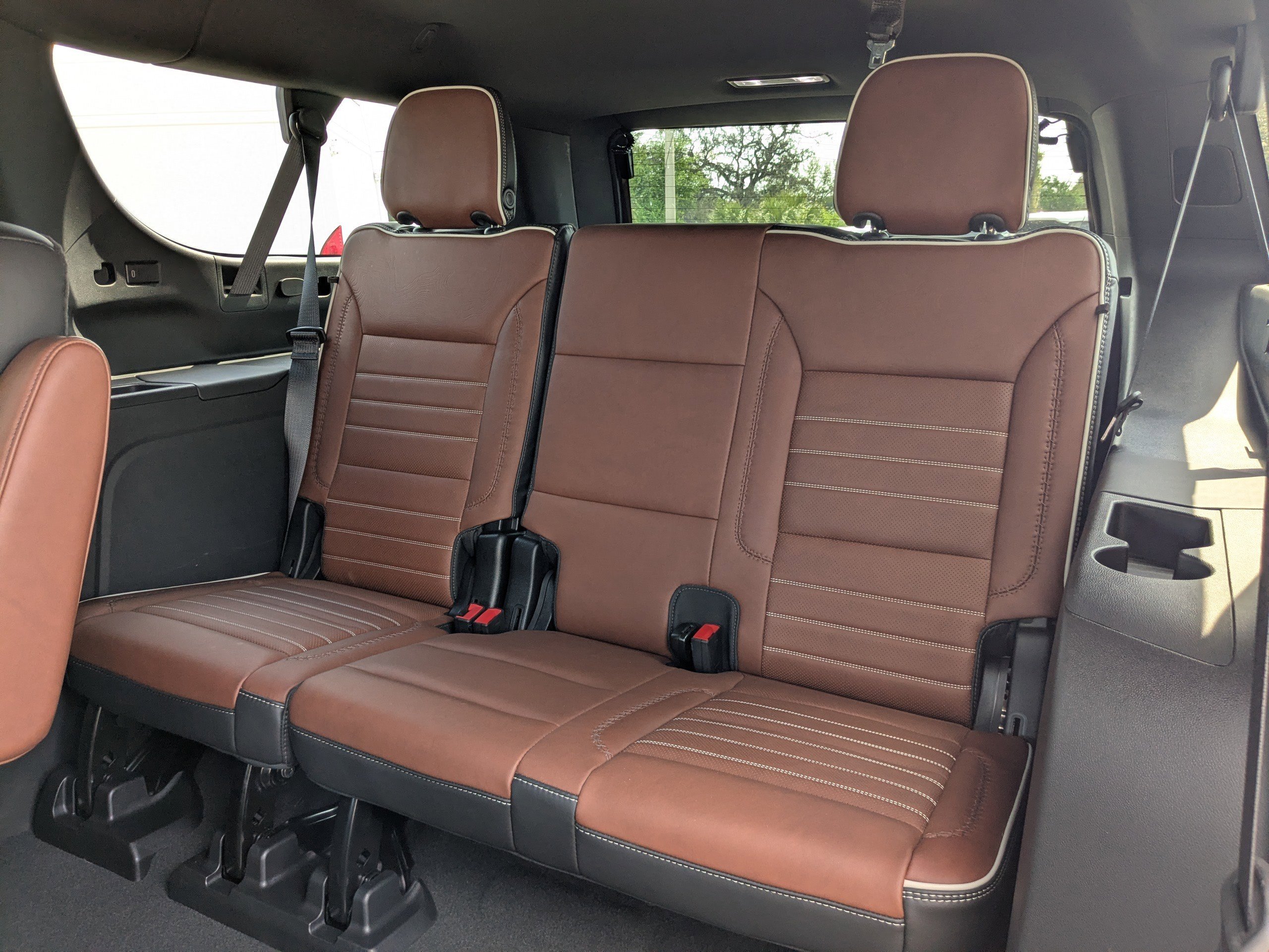 Used 2023 GMC Yukon XL Denali Ultimate image 16