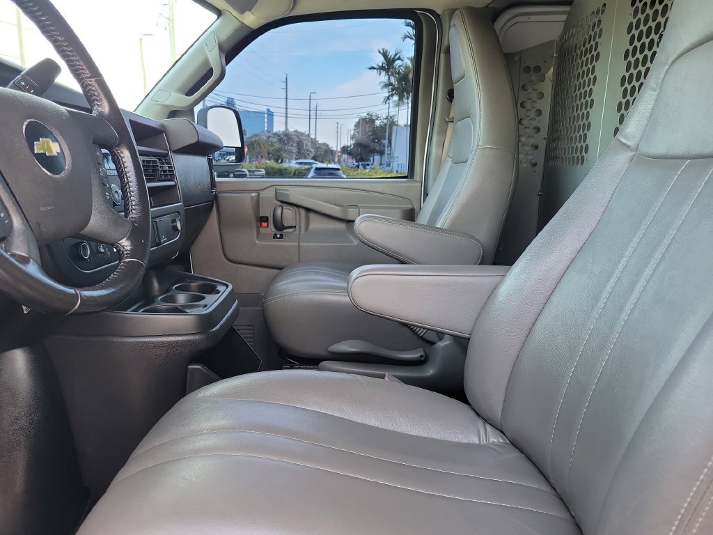 Used 2021 Chevrolet Express 2500 Extended w/ Driver Convenience Package RWD image 20