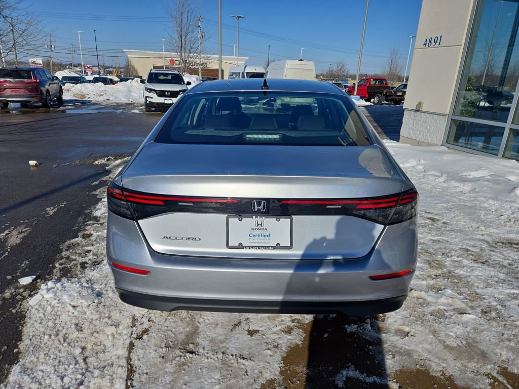 Certified 2025 Honda Accord SE image 4
