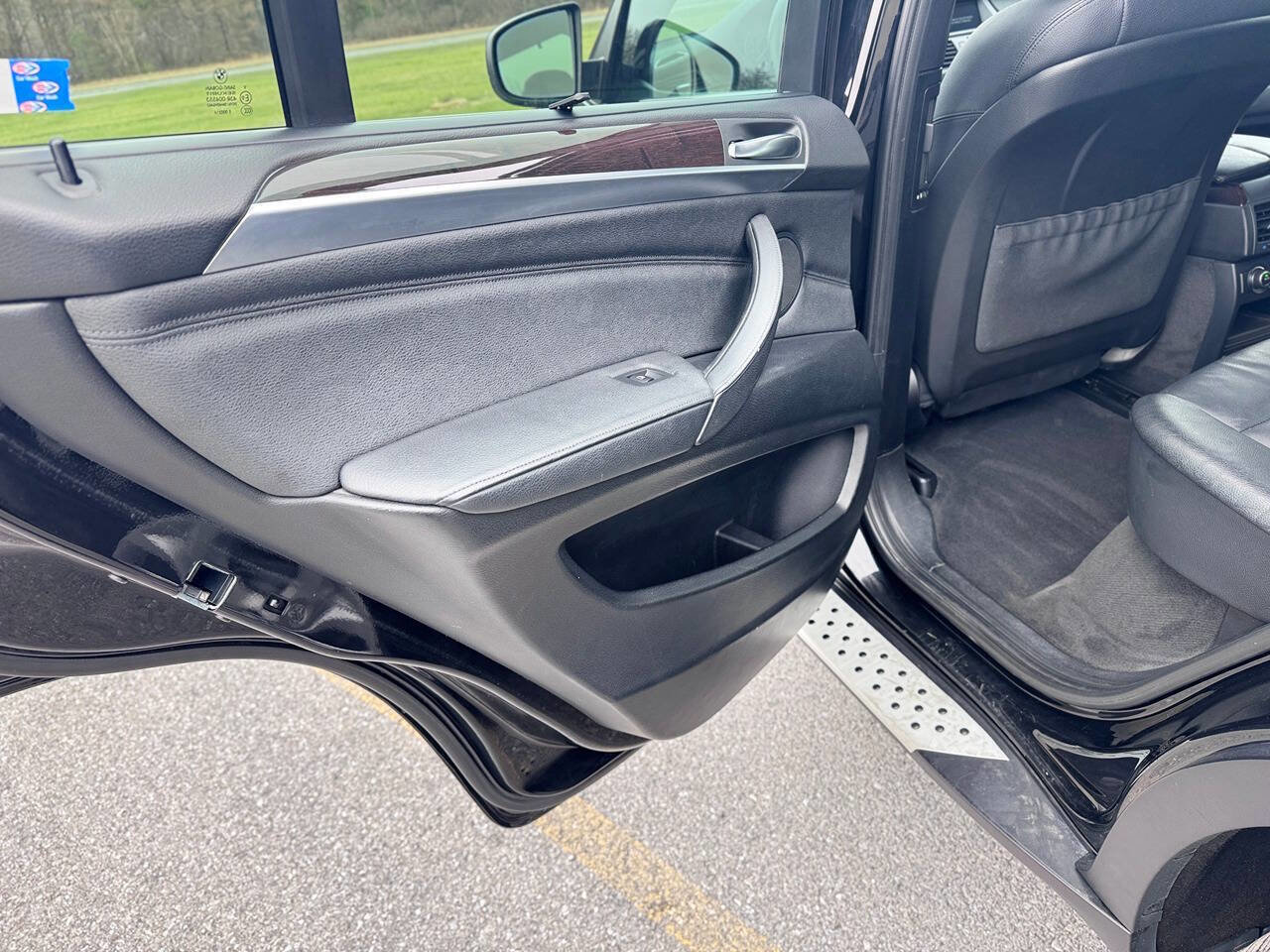 Used 2012 BMW X5 xDrive35d image 5