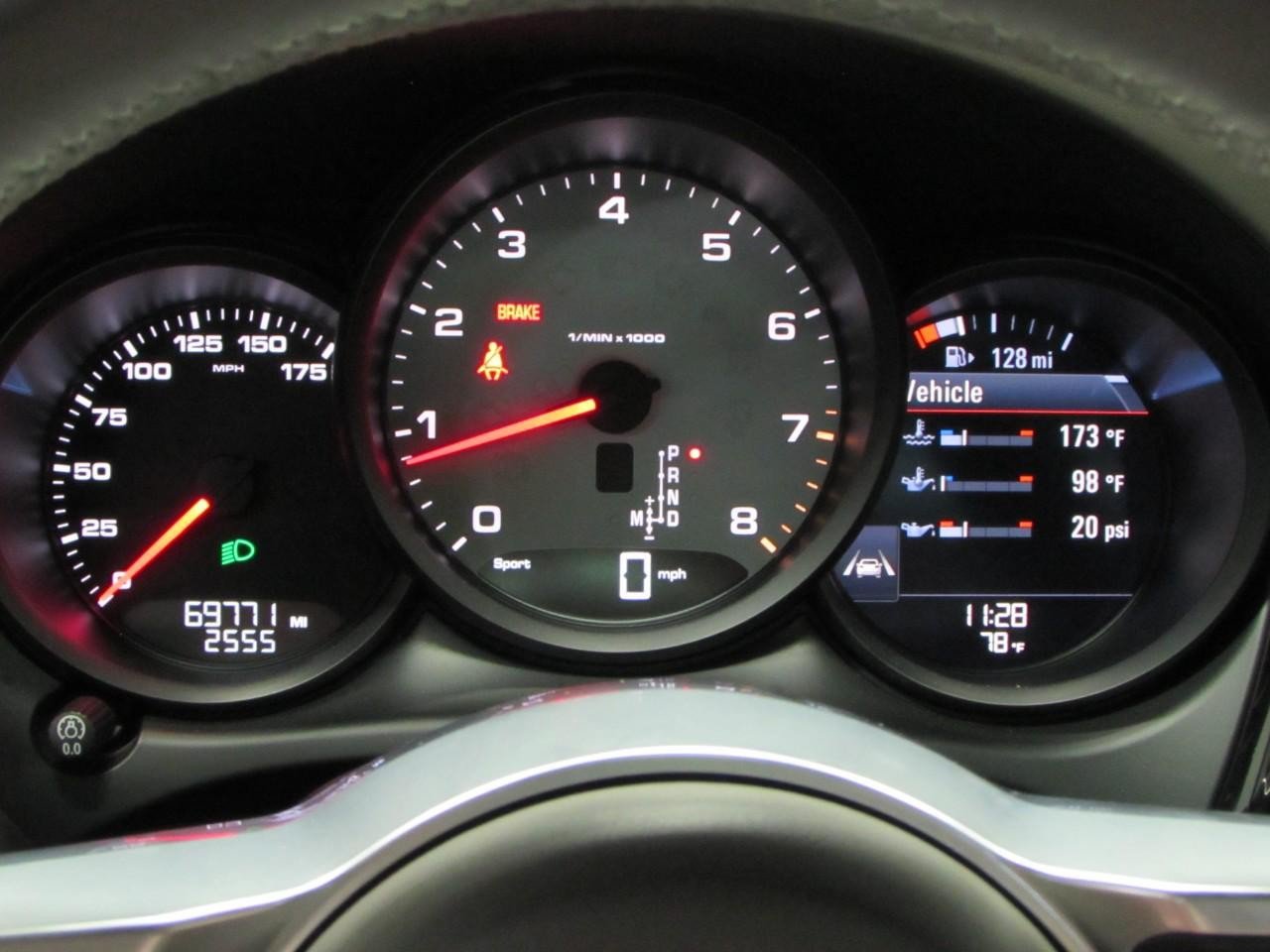 Used 2021 Porsche Macan S AWD/4WD image 27