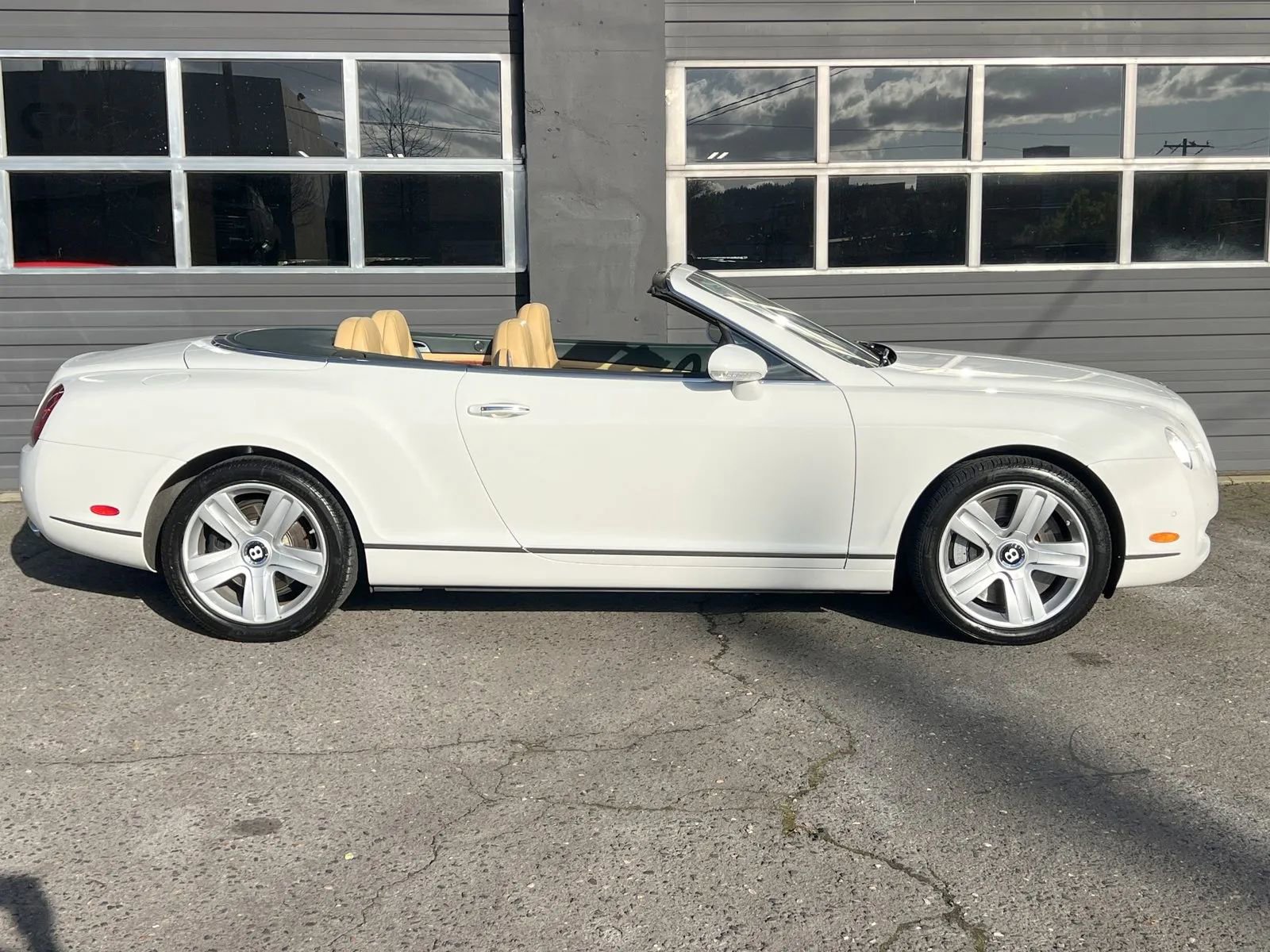 Used 2007 Bentley Continental GTC image 5