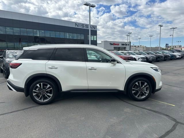 Used 2023 INFINITI QX60 Luxe w/ Cargo Package AWD/4WD image 13