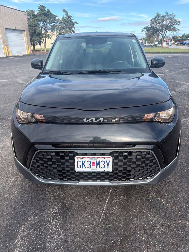 Used 2023 Kia Soul EX FWD image 3