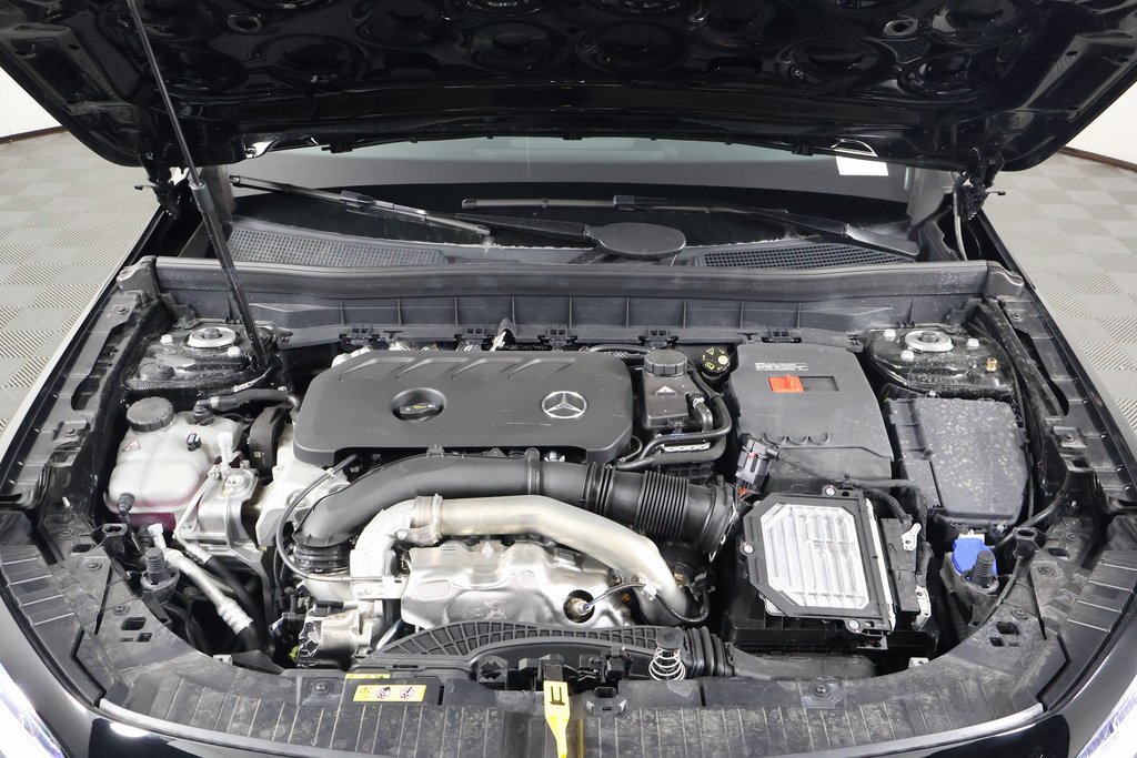 New 2026 Mercedes-Benz GLB 250 image 9