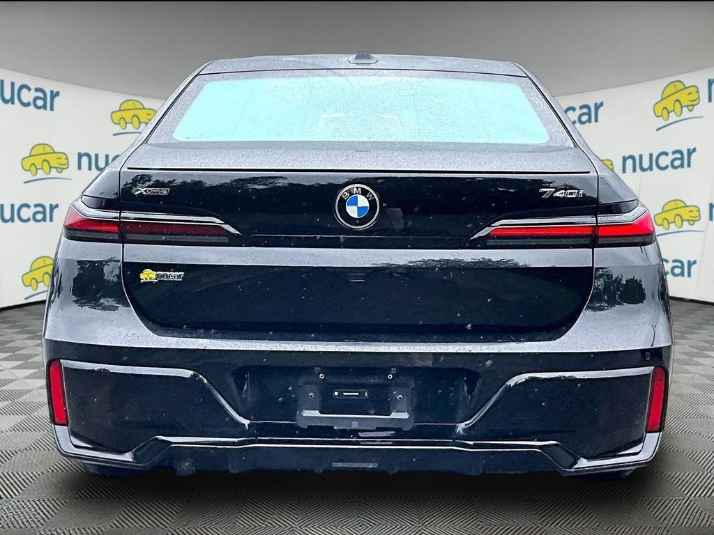 Used 2026 BMW 740i xDrive AWD/4WD image 5