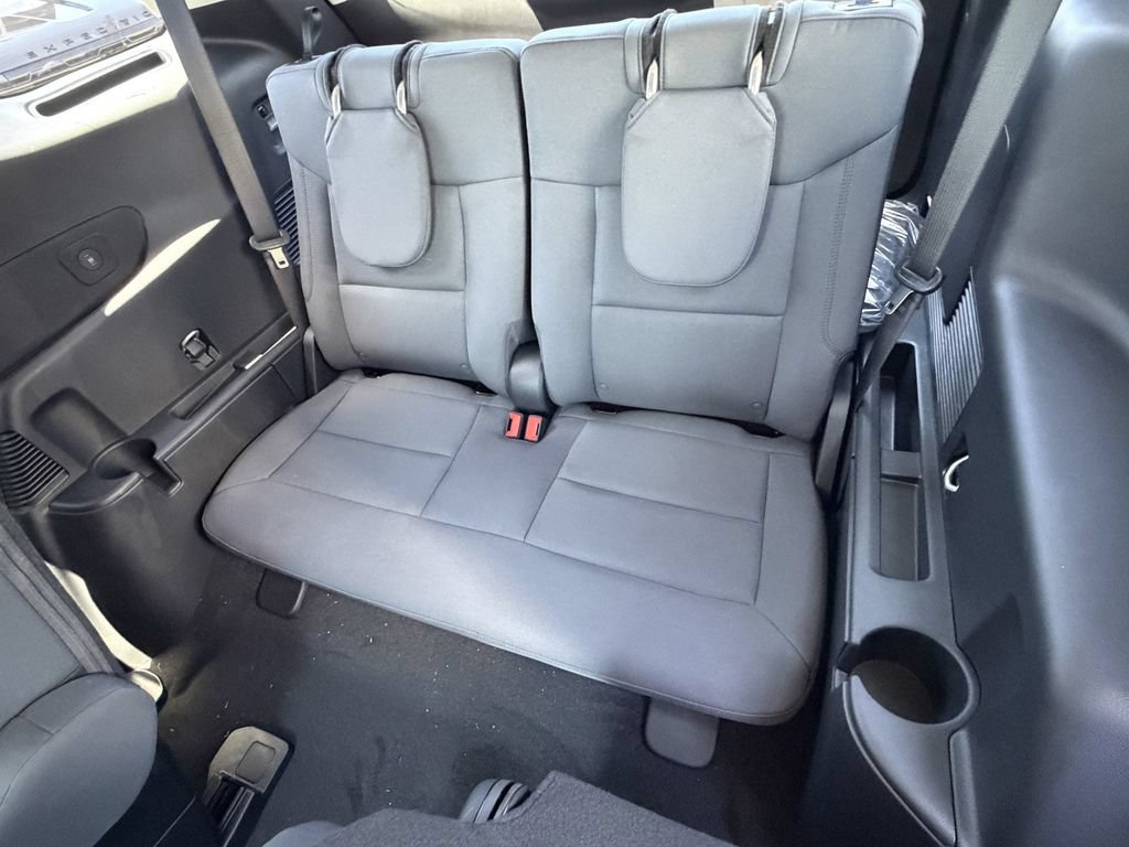 New 2026 Ford Explorer Active RWD image 19