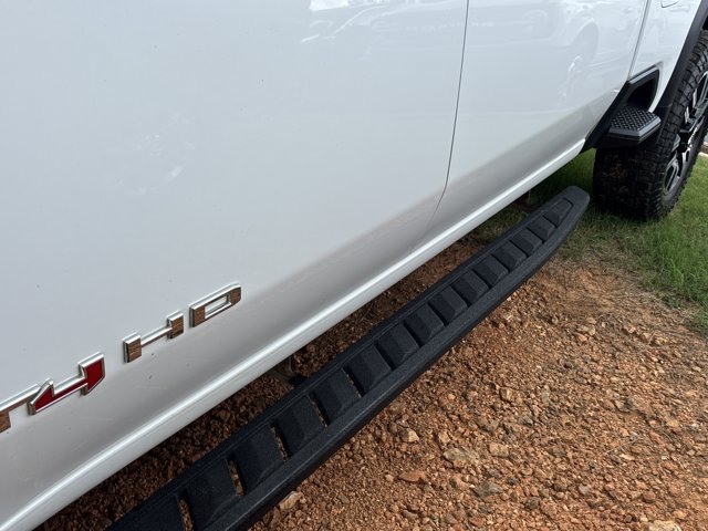 Used 2023 GMC Sierra 2500 AT4 w/ AT4 Premium Plus Package AWD/4WD image 14