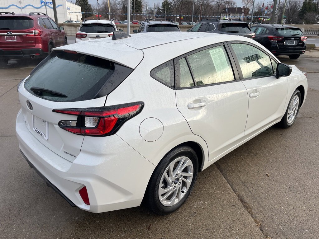 Certified 2025 Subaru Impreza 2.0i image 5