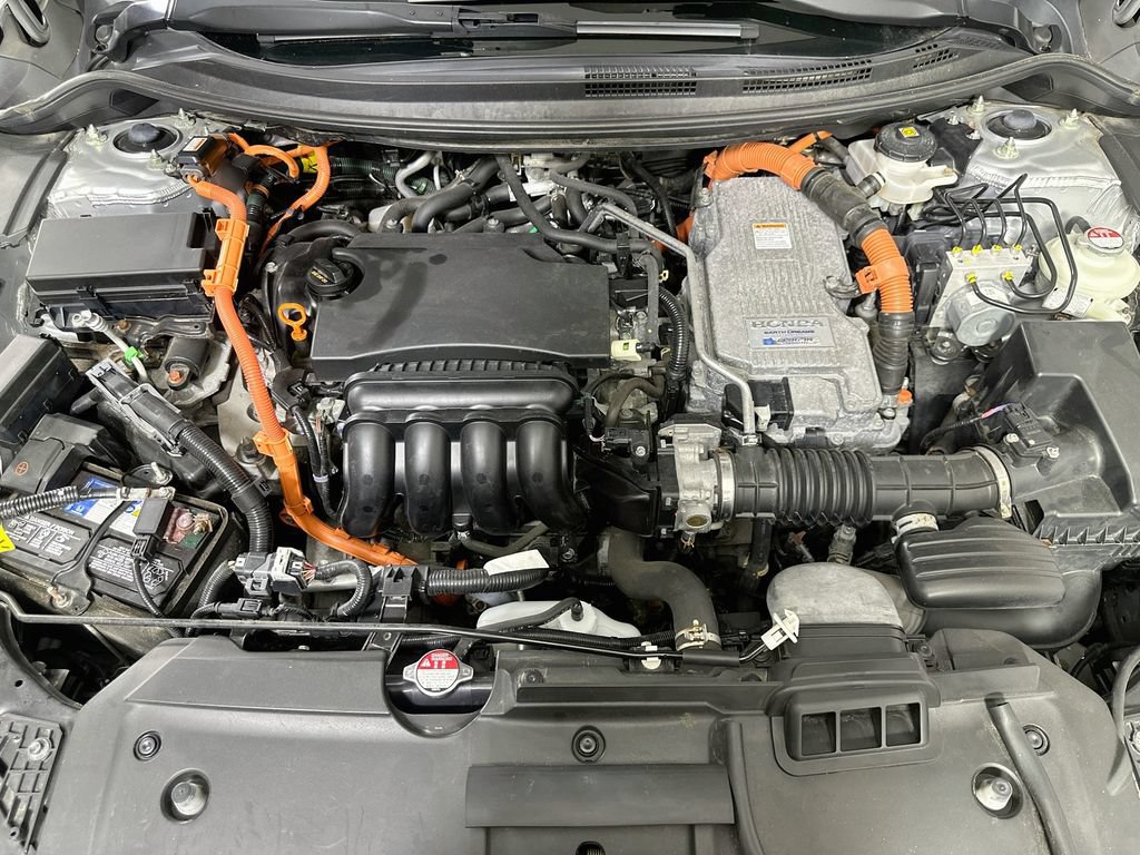 Used 2018 Honda Clarity Touring image 9