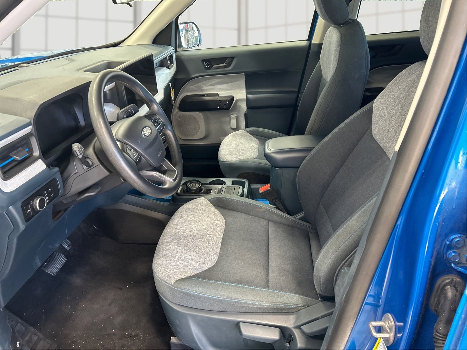 Used 2025 Ford Maverick XLT w/ Equipment Group 302A image 9