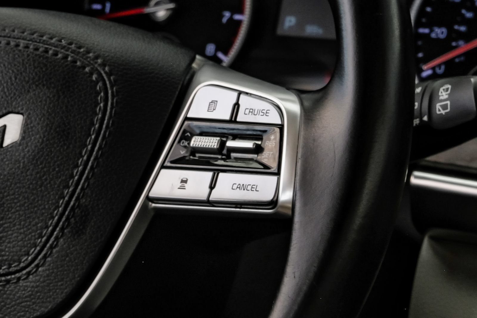 Used 2022 Kia Telluride EX w/ EX Premium Package FWD image 17