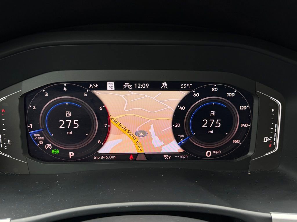 Used 2022 Volkswagen Atlas SEL R-Line image 18