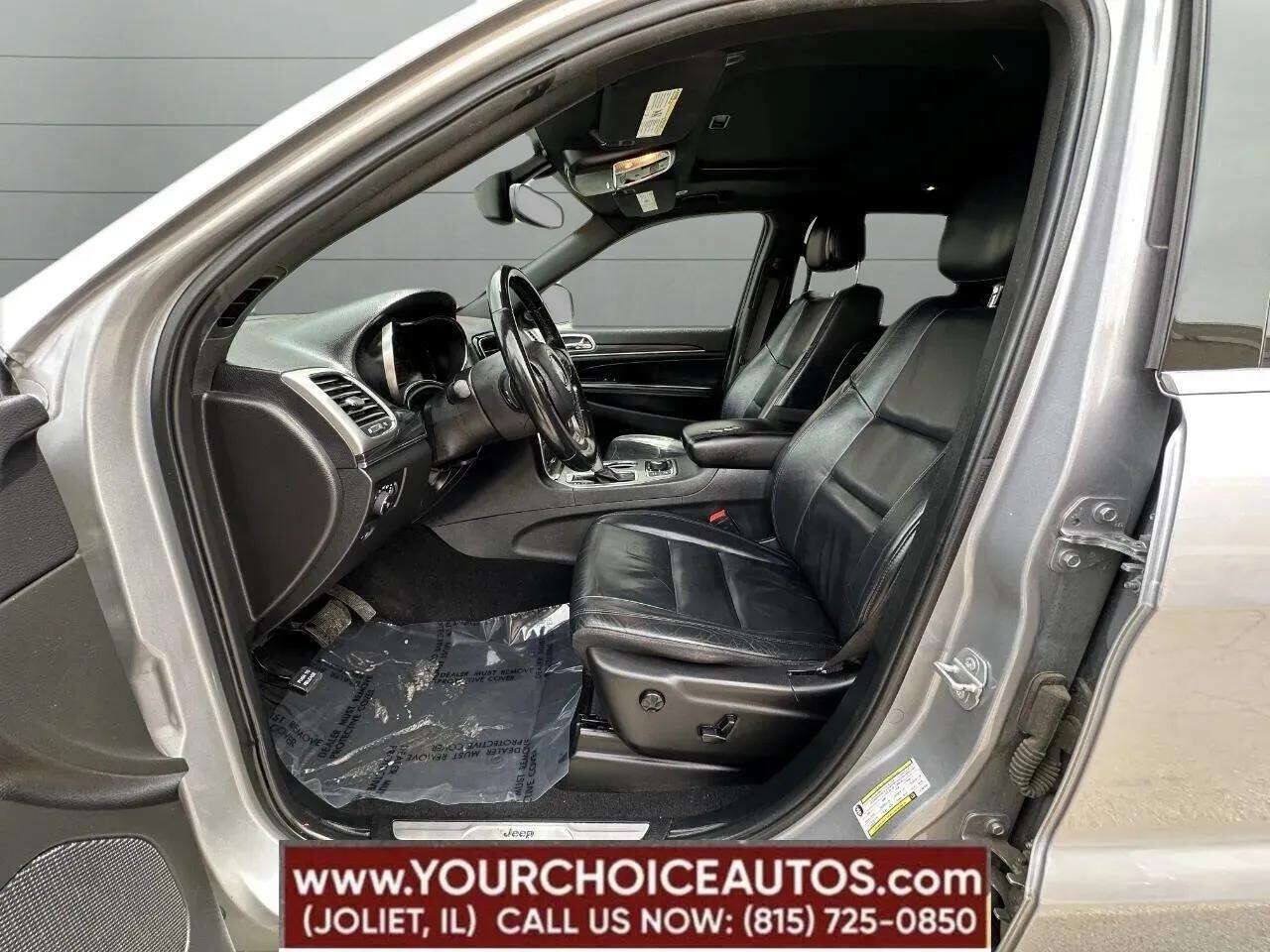 Used 2019 Jeep Grand Cherokee Limited AWD/4WD image 39