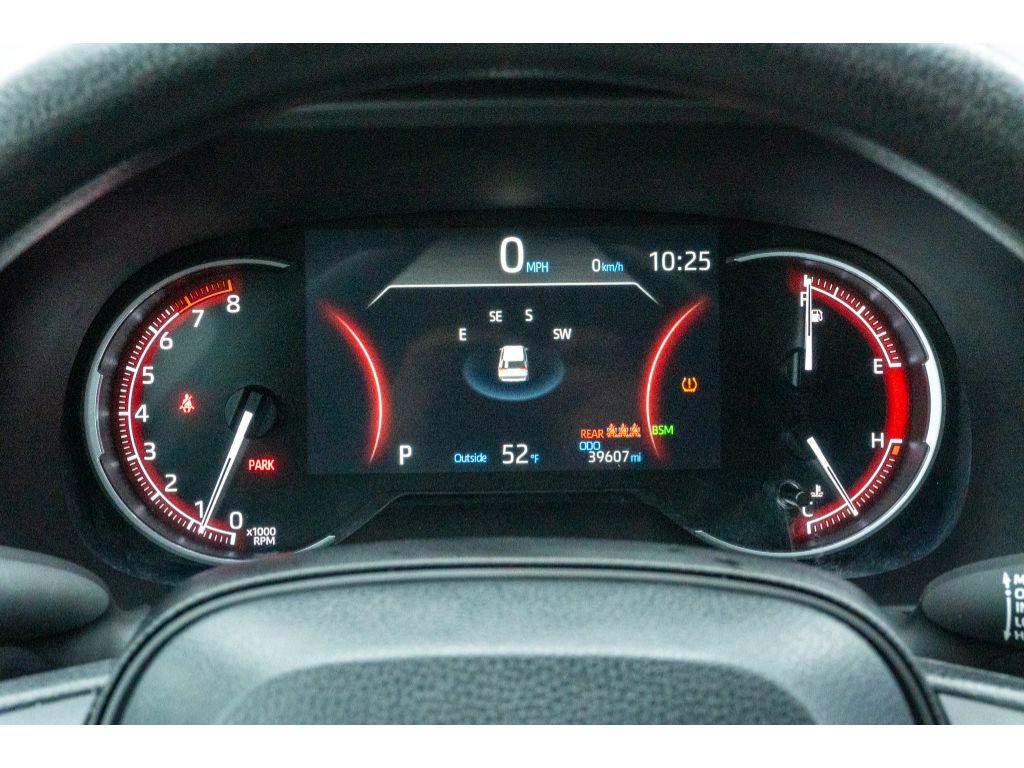 Used 2024 Toyota RAV4 XLE image 19