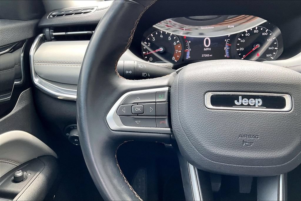 Used 2022 Jeep Compass Limited AWD/4WD image 17