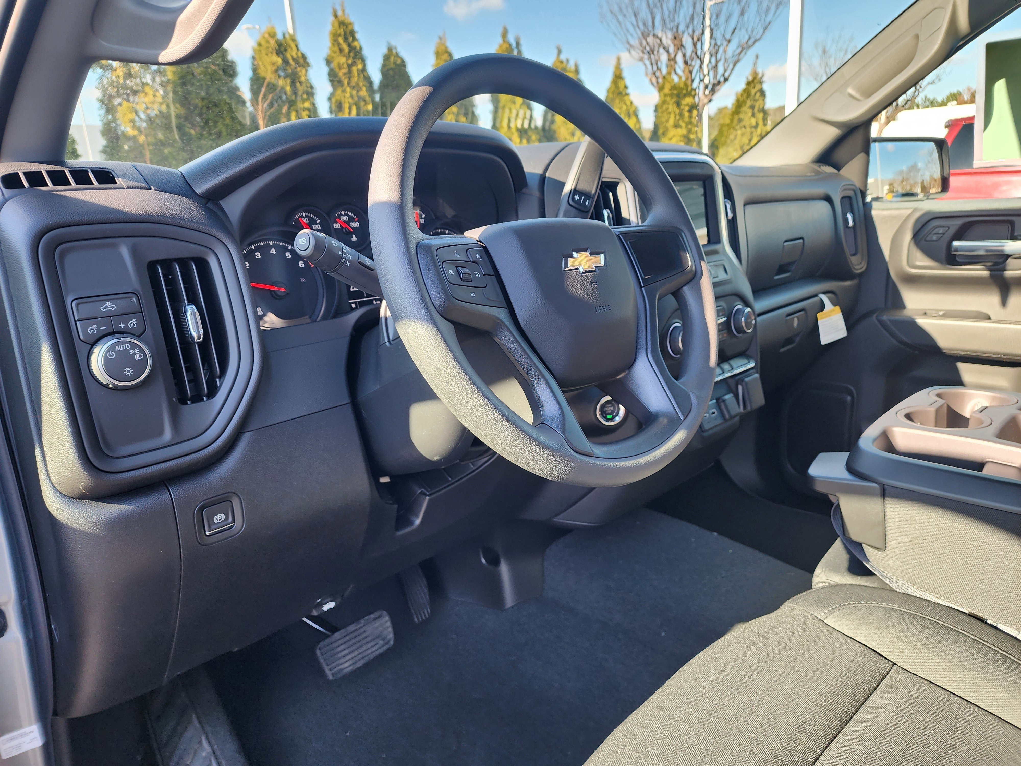 New 2026 Chevrolet Silverado 1500 Custom w/ Turbomax Blackout Package image 23