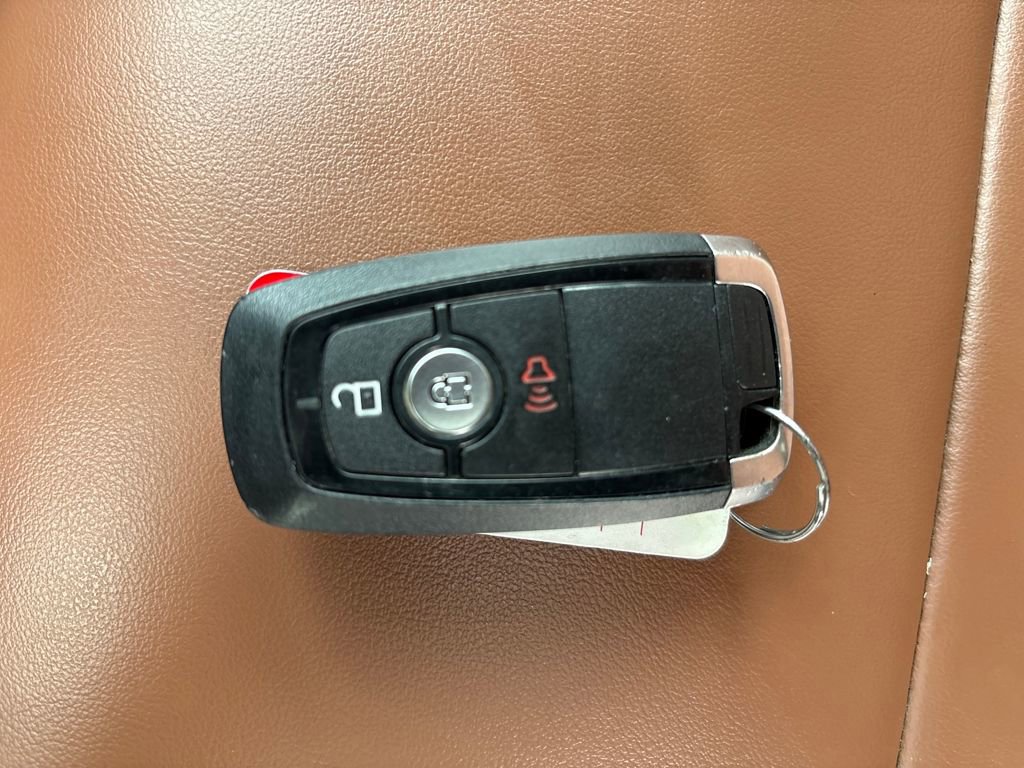 Used 2023 Ford Maverick Lariat w/ Lariat Luxury Package image 36