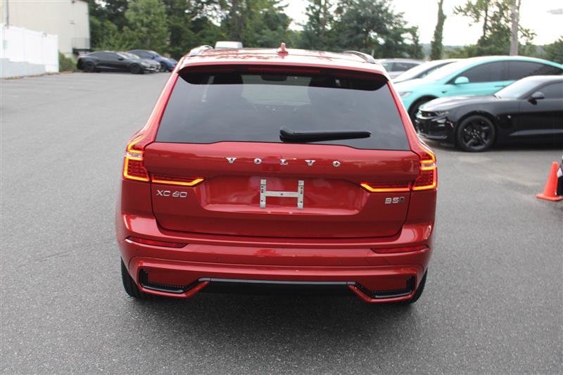 Used 2024 Volvo XC60 B5 Plus w/ Climate Package AWD/4WD image 7