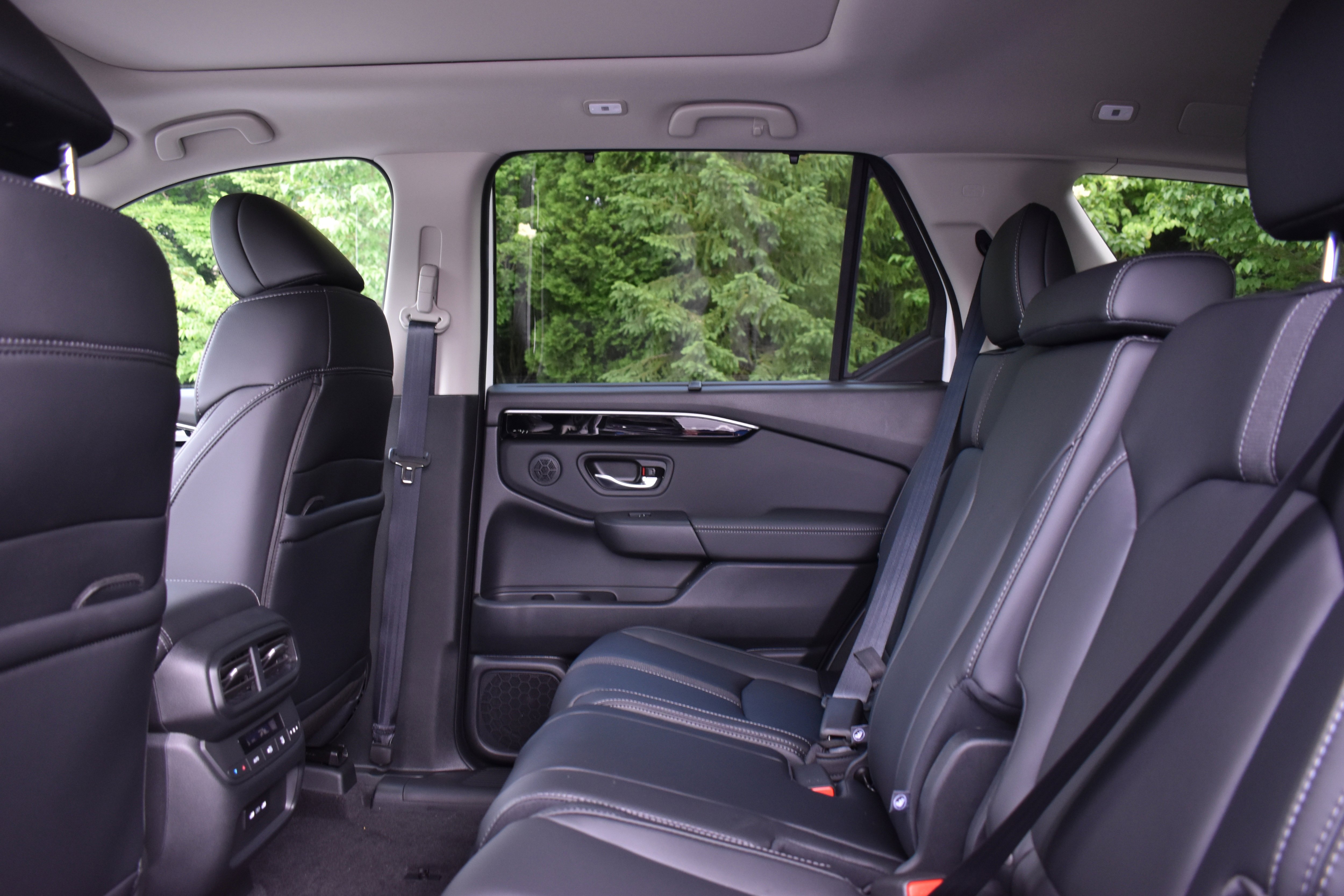 New 2026 Honda Pilot Touring image 15