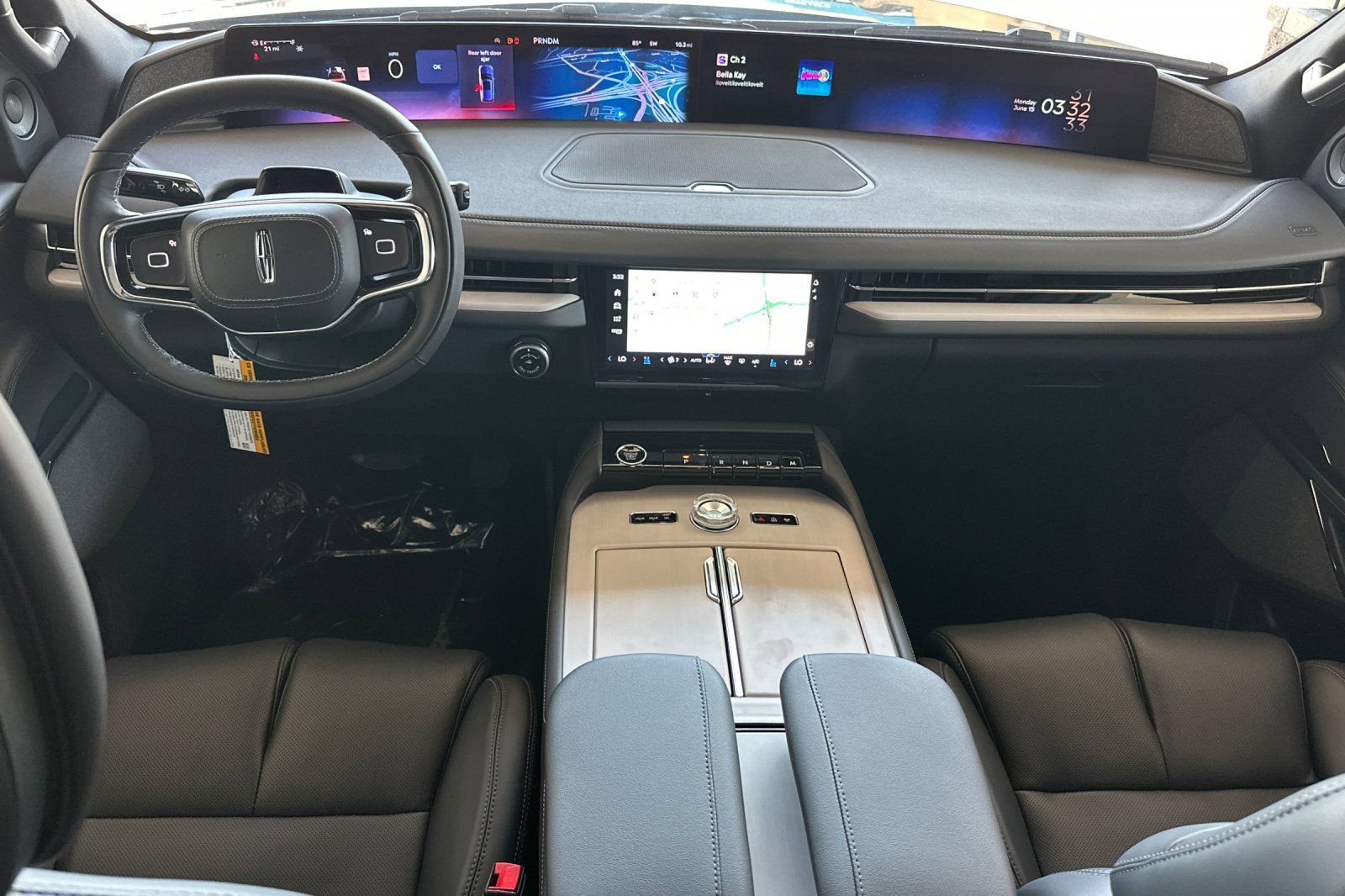 New 2026 Lincoln Navigator Reserve w/ Jet Appearance Package AWD/4WD image 12