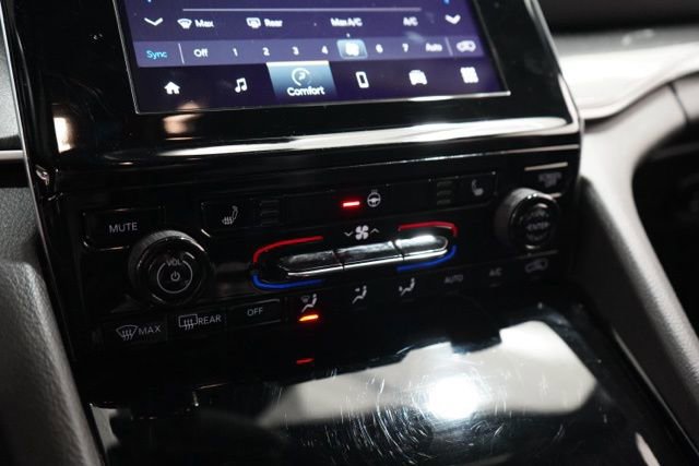 Used 2022 Jeep Grand Cherokee Altitude image 29