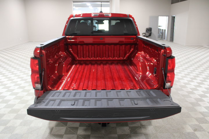 New 2026 Chevrolet Colorado Z71 w/ Technology Package AWD/4WD image 13