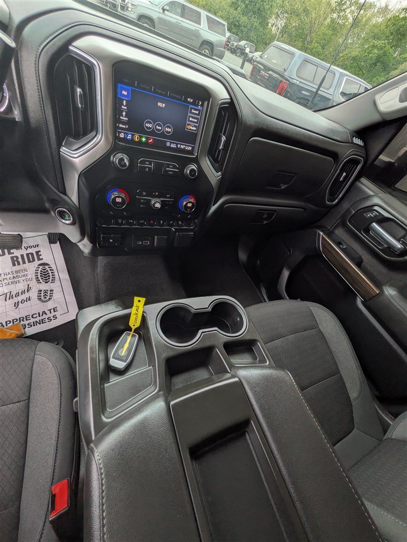 Used 2020 Chevrolet Silverado 2500 LT w/ Texas Edition AWD/4WD image 22