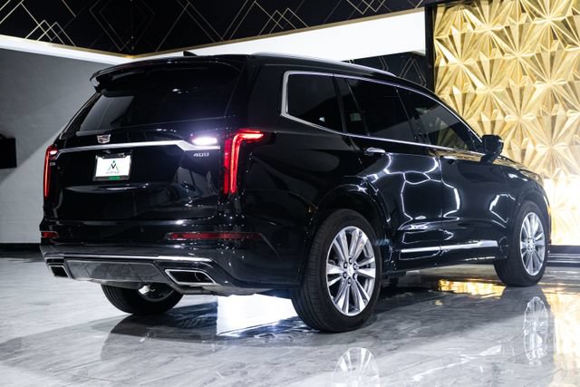 Used 2024 Cadillac XT6 Premium Luxury w/ Technology Package FWD image 7