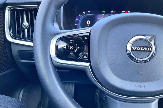 Certified 2024 Volvo V90 B6 Cross Country Plus w/ Climate Package image 19