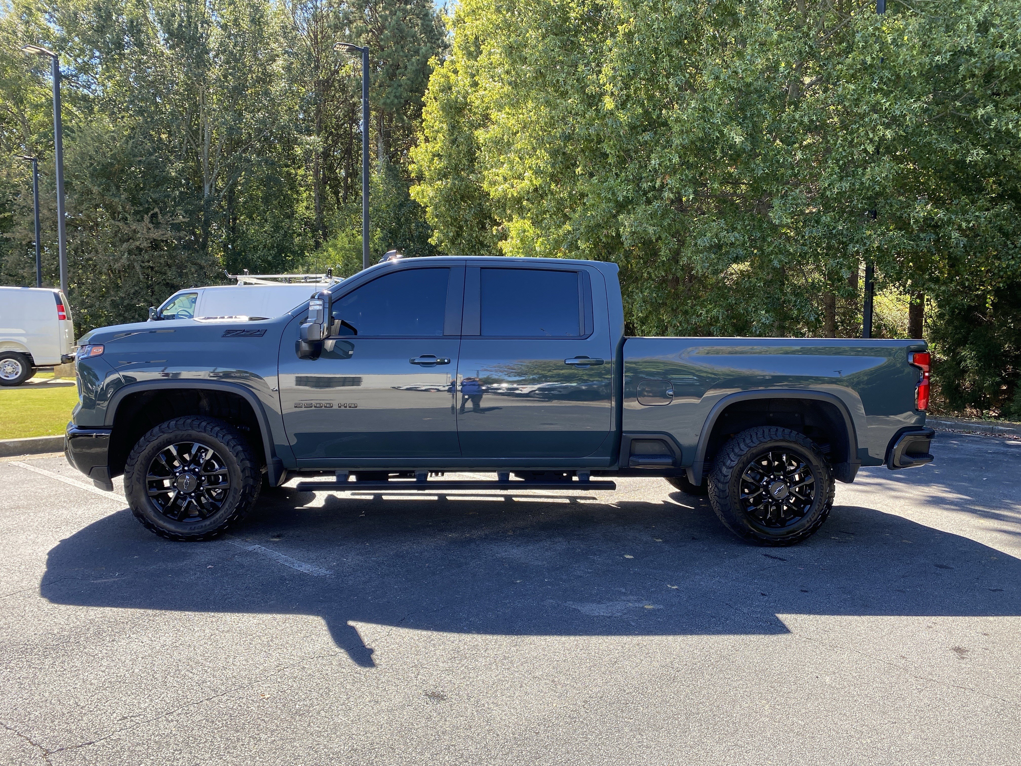 Used 2025 Chevrolet Silverado 2500 LT w/ Trail Boss Package AWD/4WD image 6