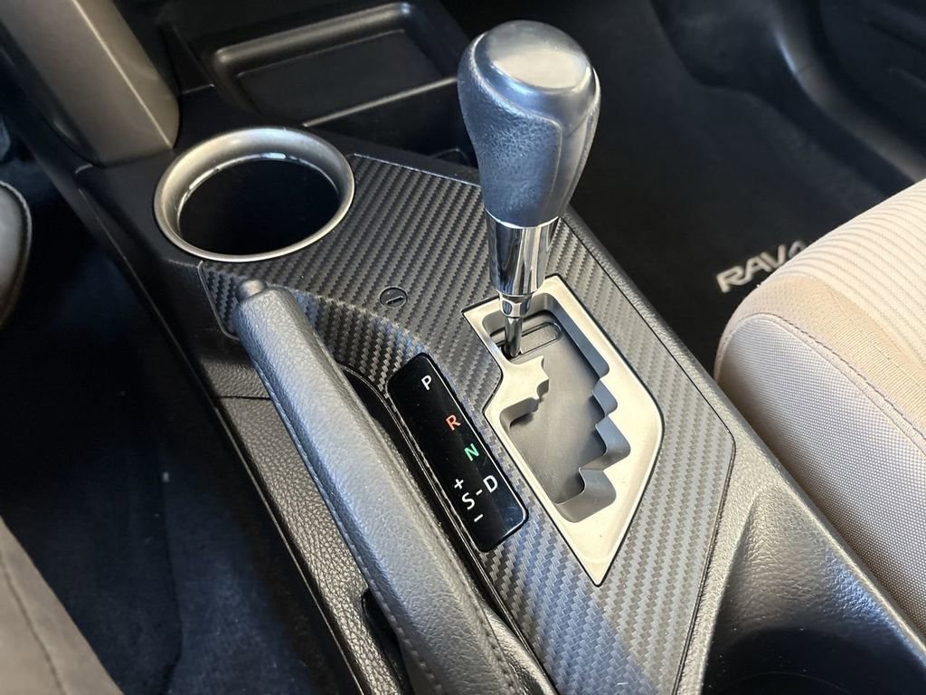 Used 2015 Toyota RAV4 XLE image 15