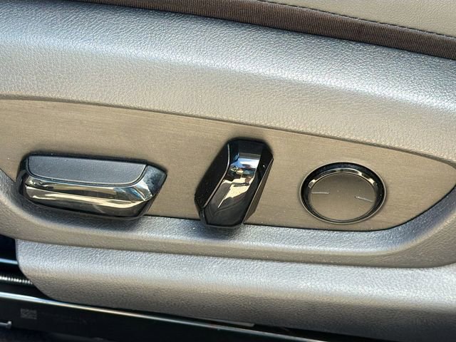 Used 2022 Lexus ES 350 w/ Premium Package image 24