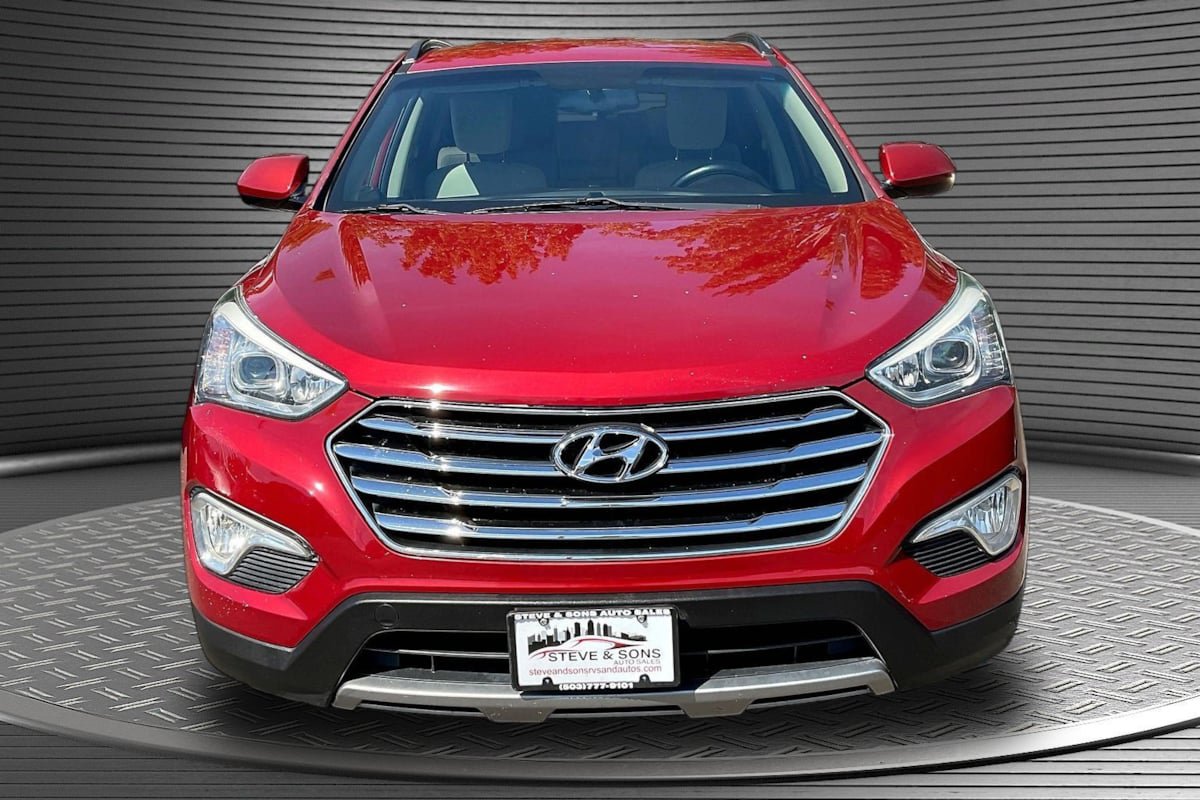 Used 2015 Hyundai Santa Fe GLS AWD/4WD image 2