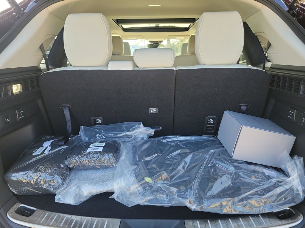 New 2026 MAZDA CX-90 Plug-In Hybrid w/ Premium Plus image 9